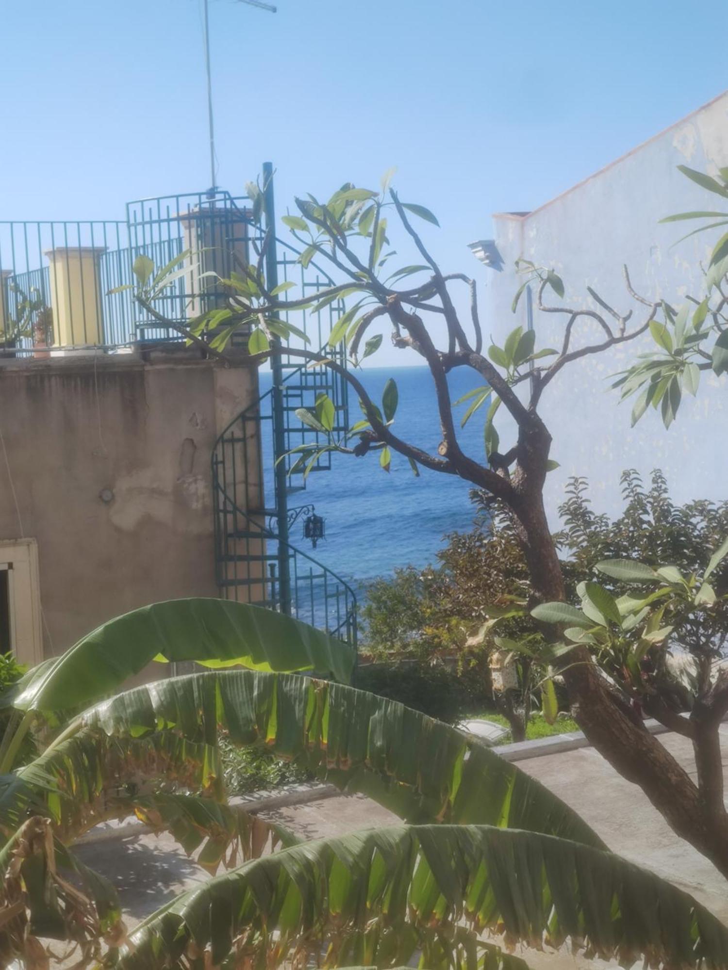 B&B Al Comitato Giardini Naxos Exterior photo